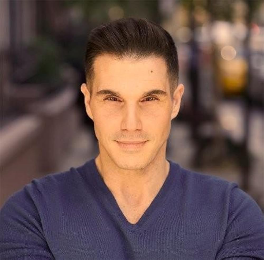 George Makrinos